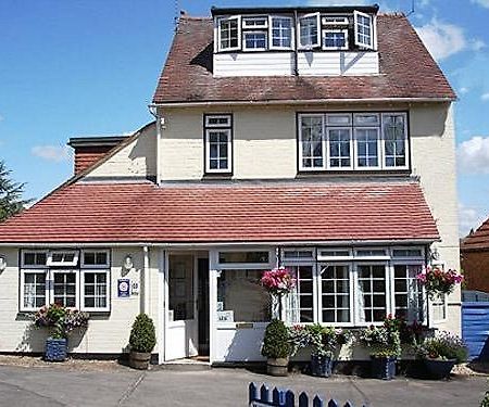 Penryn Guest House, Ensuite Rooms, Free Parking And Free Wifi Stratford-upon-Avon Exteriér fotografie
