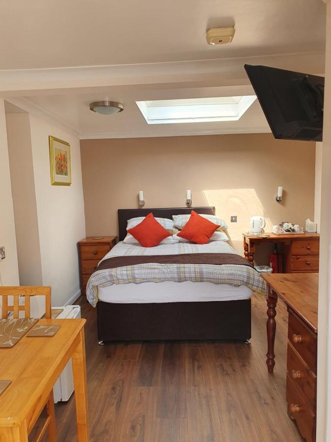 Penryn Guest House, Ensuite Rooms, Free Parking And Free Wifi Stratford-upon-Avon Exteriér fotografie