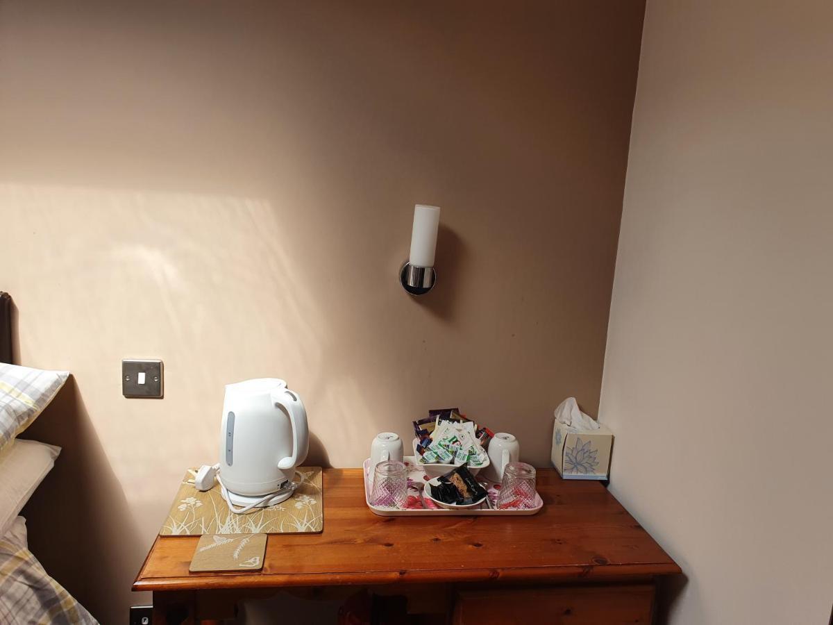 Penryn Guest House, Ensuite Rooms, Free Parking And Free Wifi Stratford-upon-Avon Exteriér fotografie