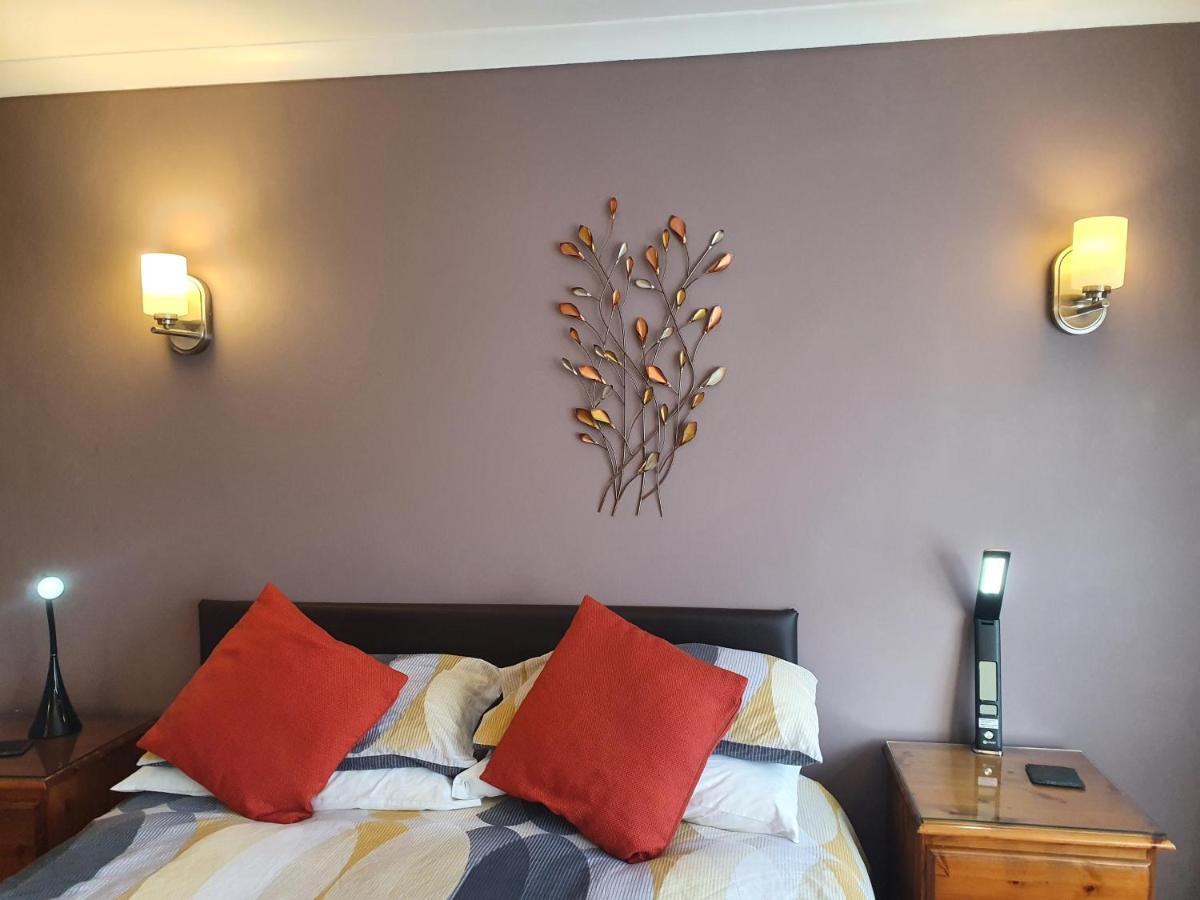 Penryn Guest House, Ensuite Rooms, Free Parking And Free Wifi Stratford-upon-Avon Exteriér fotografie