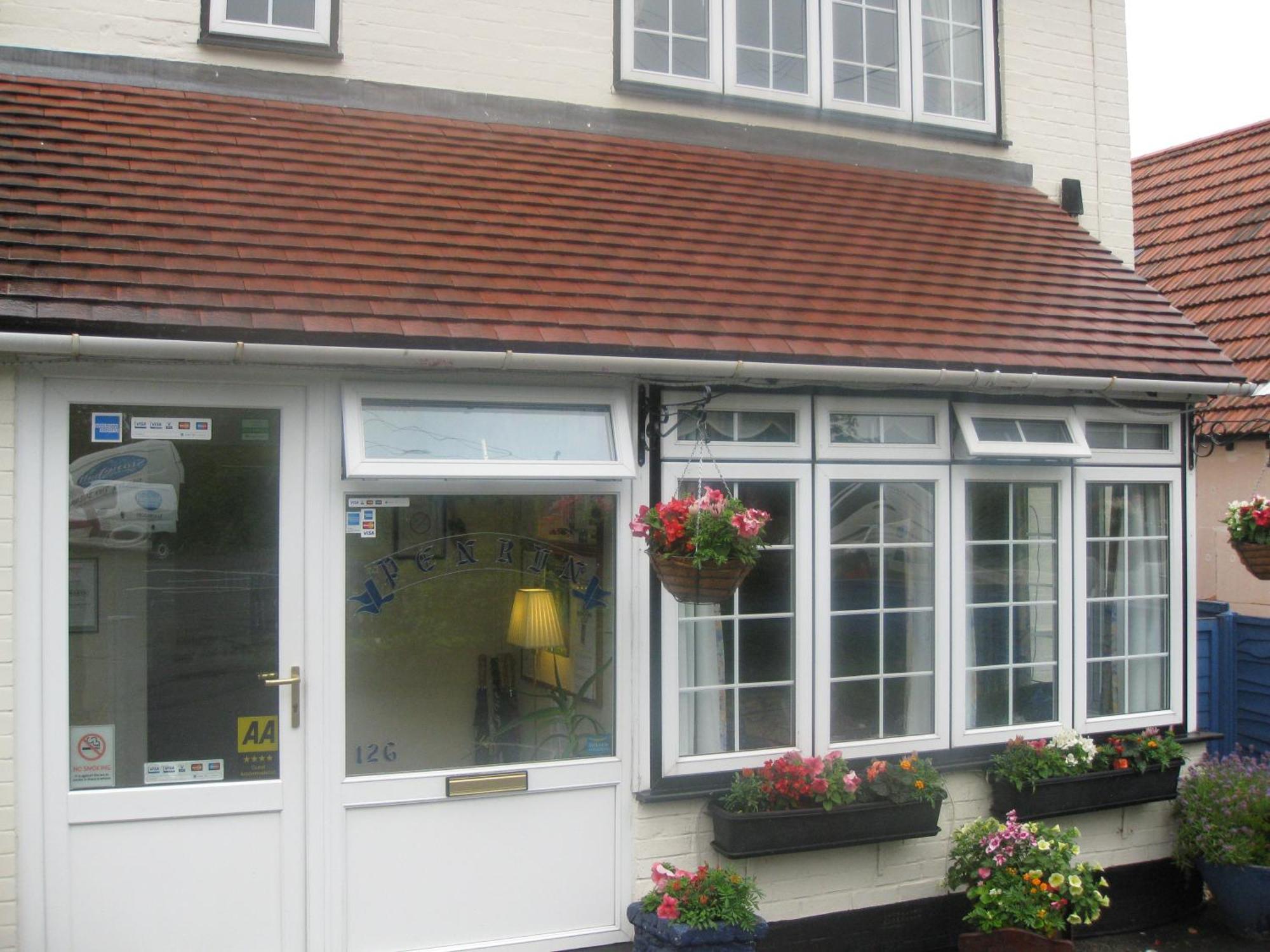 Penryn Guest House, Ensuite Rooms, Free Parking And Free Wifi Stratford-upon-Avon Exteriér fotografie