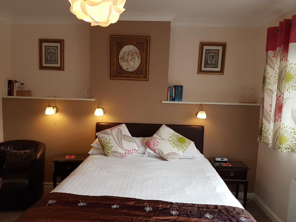 Penryn Guest House, Ensuite Rooms, Free Parking And Free Wifi Stratford-upon-Avon Exteriér fotografie