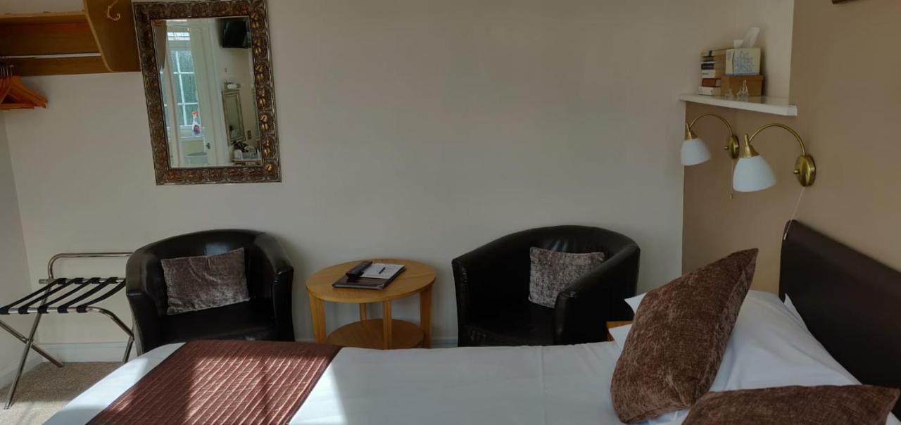 Penryn Guest House, Ensuite Rooms, Free Parking And Free Wifi Stratford-upon-Avon Exteriér fotografie